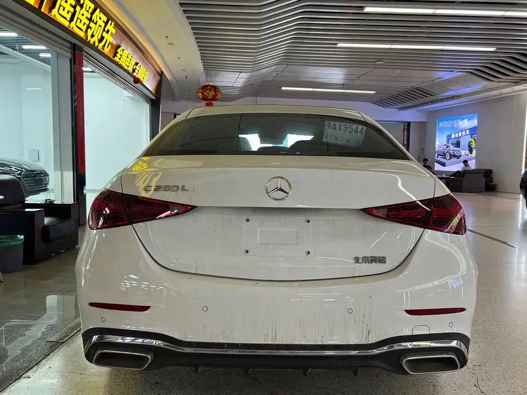 Mercedes-Benz C-Class — миниатюра 9