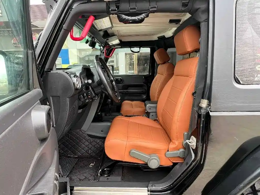 Jeep Wrangler — миниатюра 9