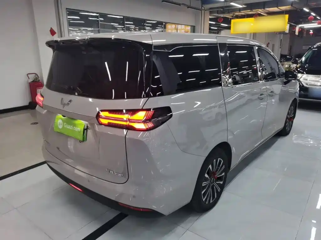 Wuling Xingguang 730 New Energy — миниатюра 7