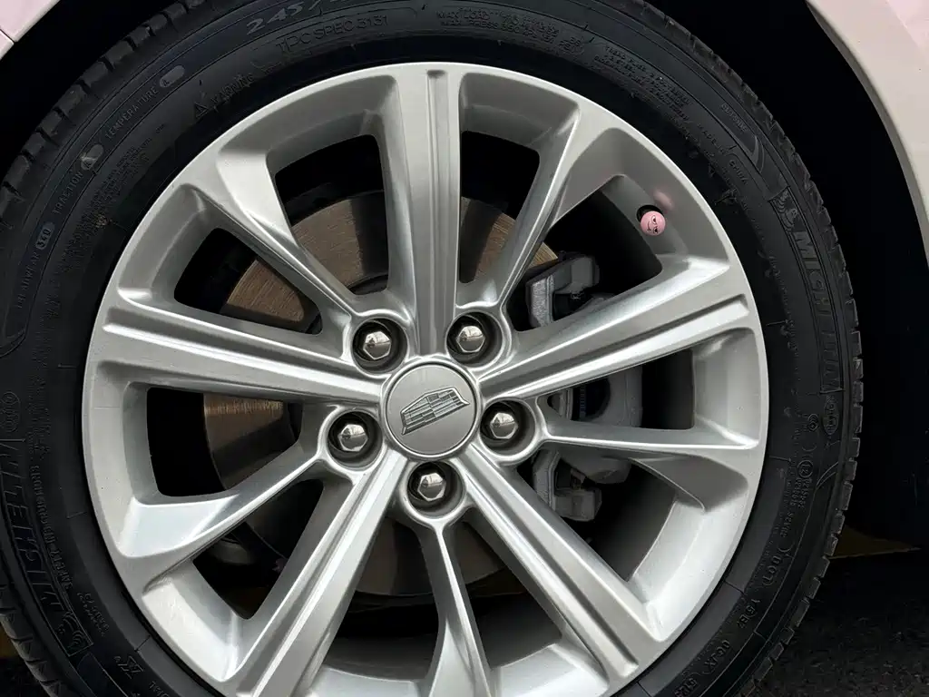 Cadillac CT5 — миниатюра 3
