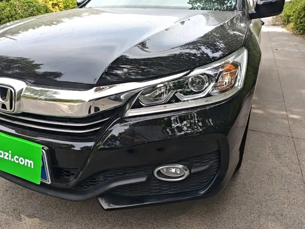 Honda Accord — миниатюра 24