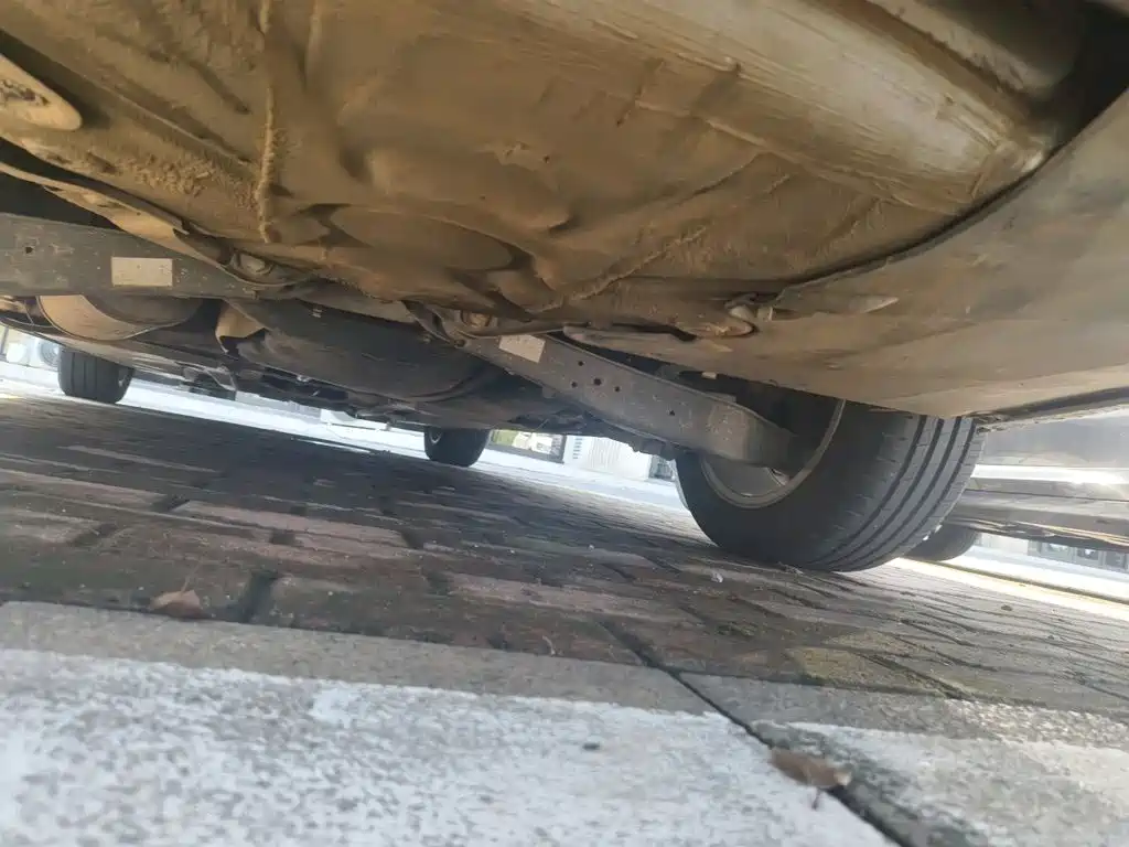 Volkswagen Sagitar — миниатюра 25