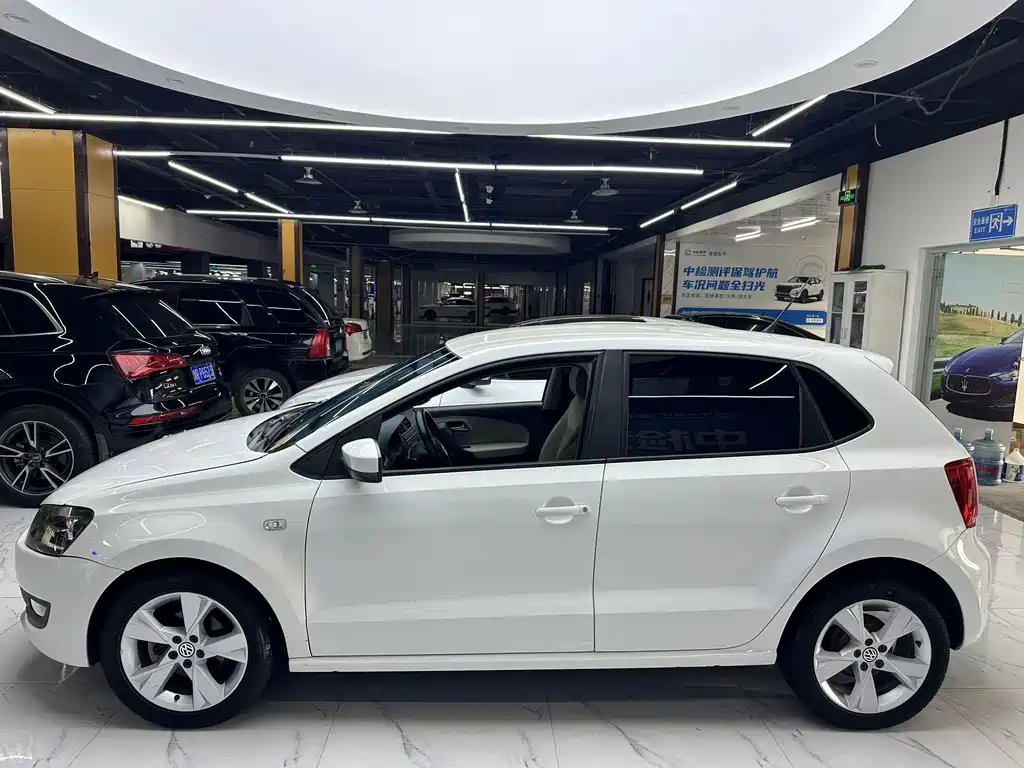 Volkswagen Polo — миниатюра 5