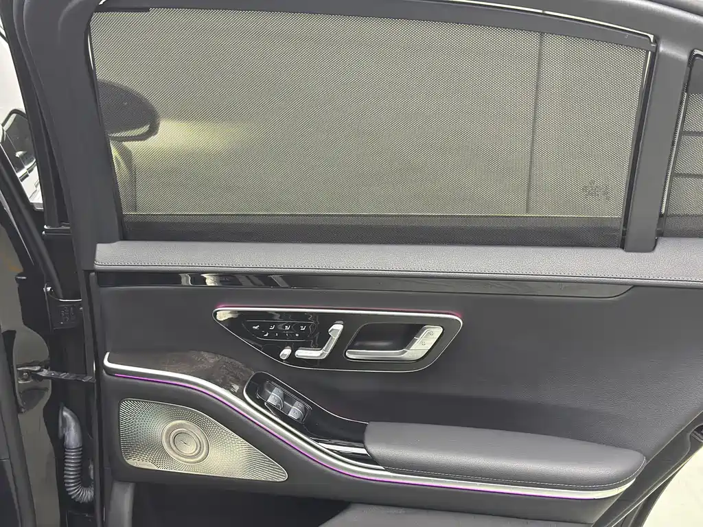 Mercedes-Benz S-Class — миниатюра 40