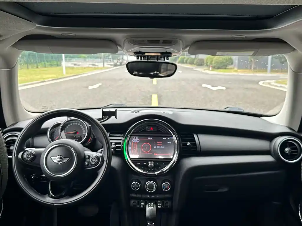 MINI Mini — миниатюра 10