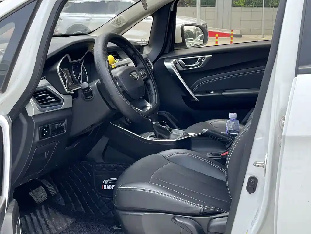 Geely Vision X3 — миниатюра 4
