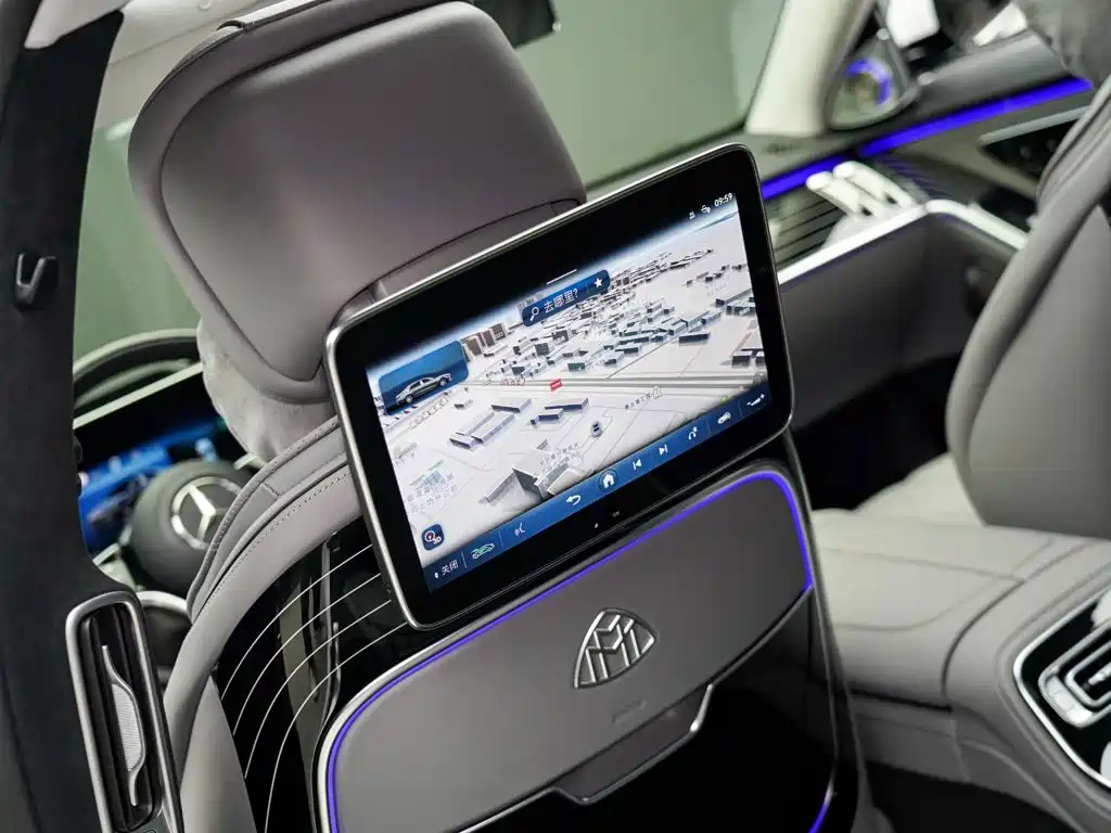 Mercedes-Benz S-Class — миниатюра 14