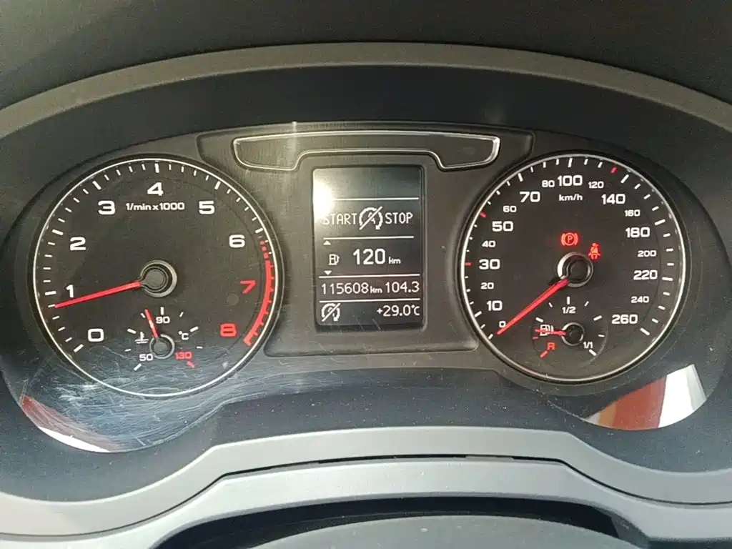 Audi Q3 — миниатюра 12