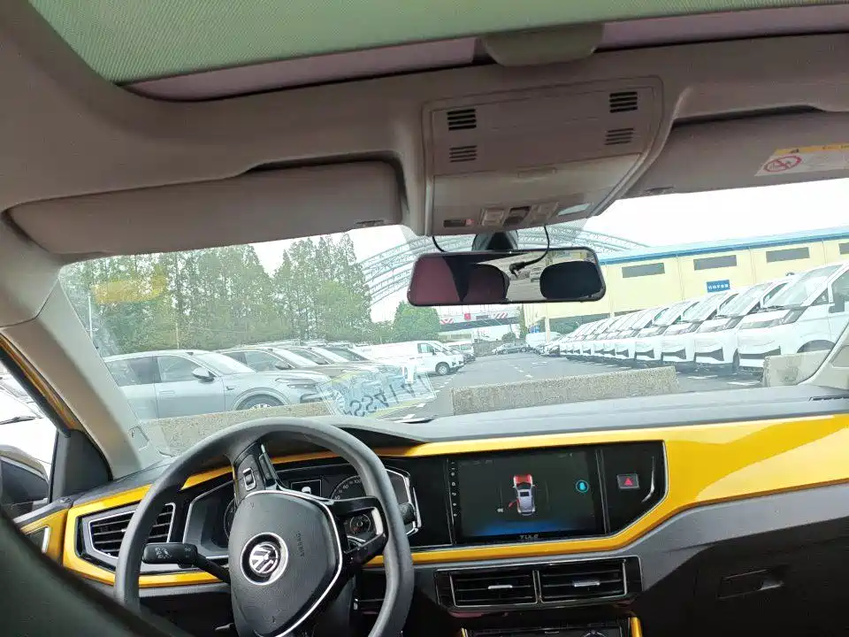 Volkswagen Polo — миниатюра 9