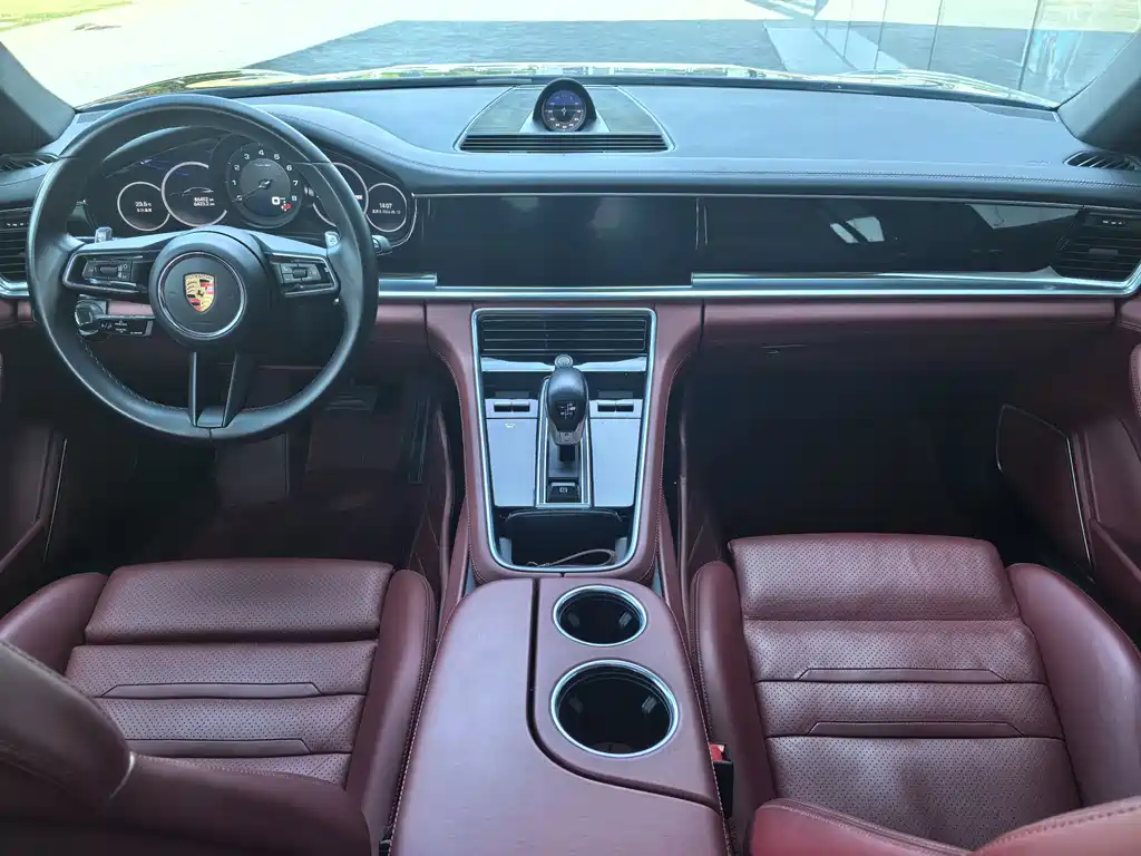 Porsche Panamera — миниатюра 6