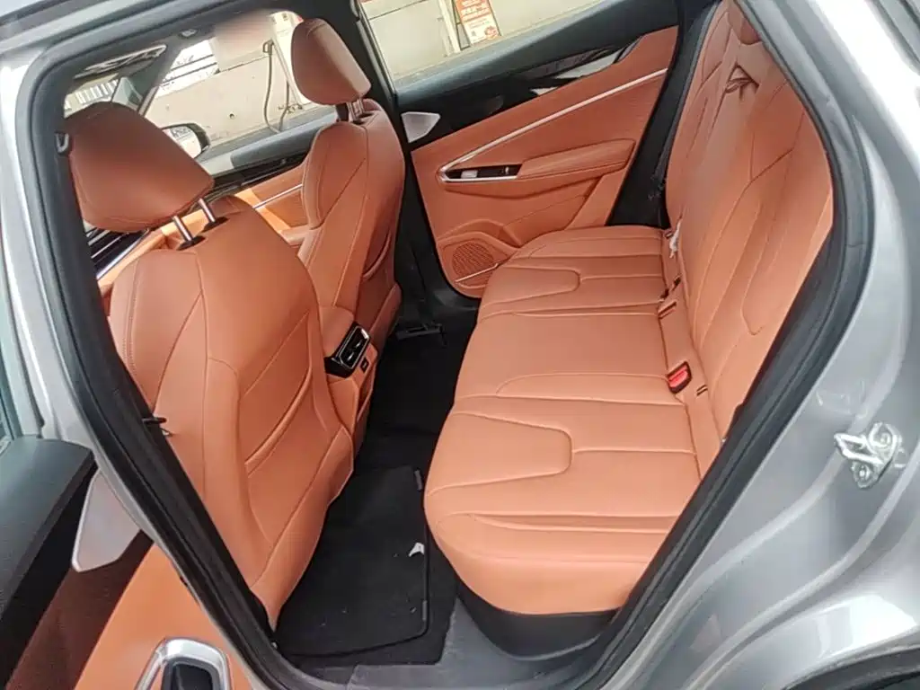 Geely Boyue — миниатюра 17