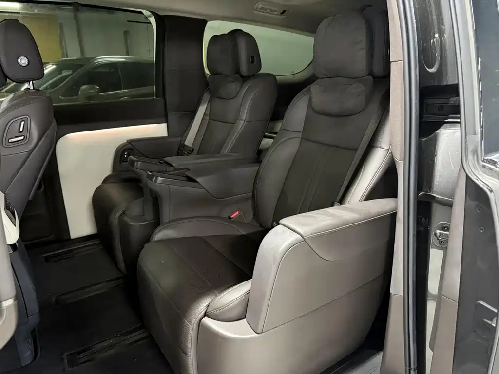 Li Auto Li MEGA — миниатюра 6