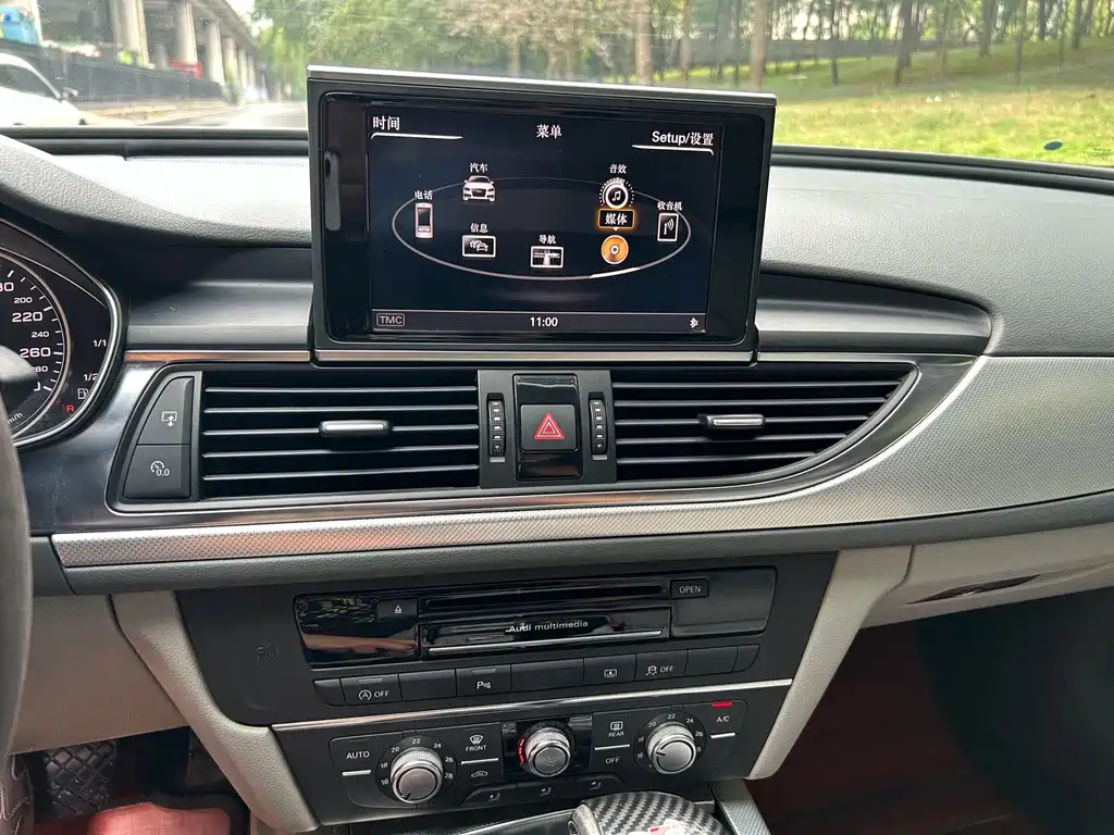 Audi A6L — миниатюра 11