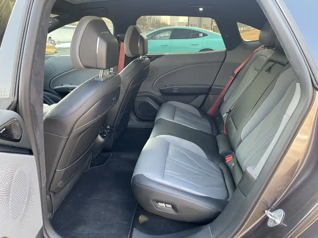 ZEEKR EXTREME KRYPTON 007GT