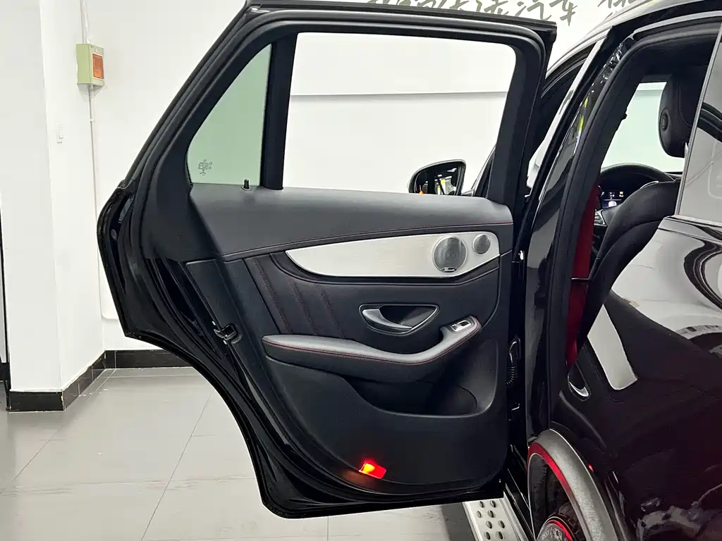 Mercedes-Benz GLC AMG — миниатюра 18