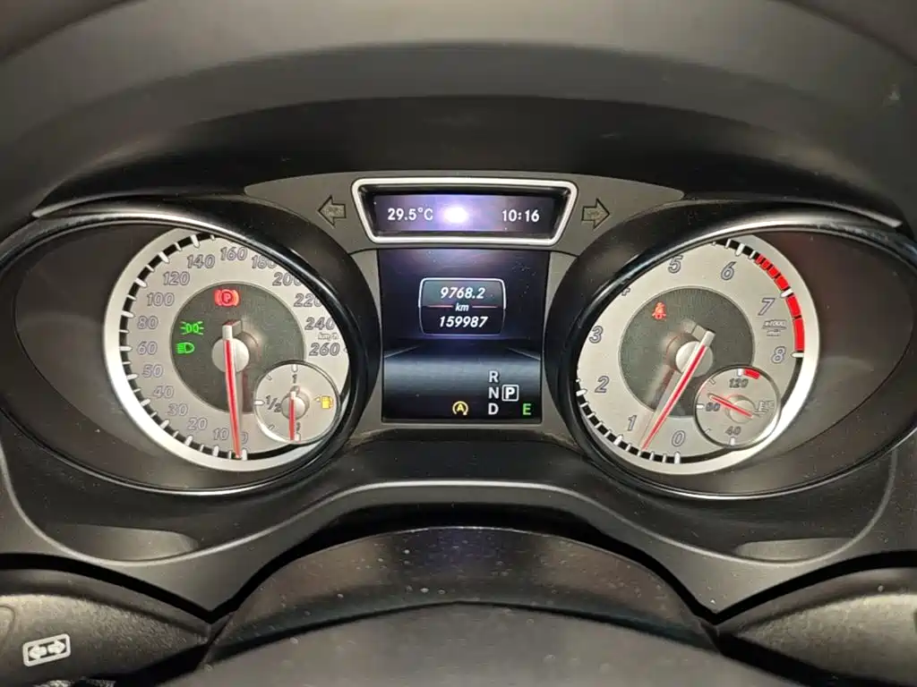 Mercedes-Benz CLA (Import) — миниатюра 12