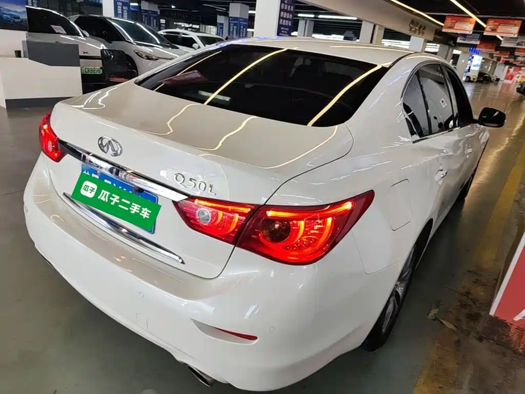 Infiniti Q50L — миниатюра 7