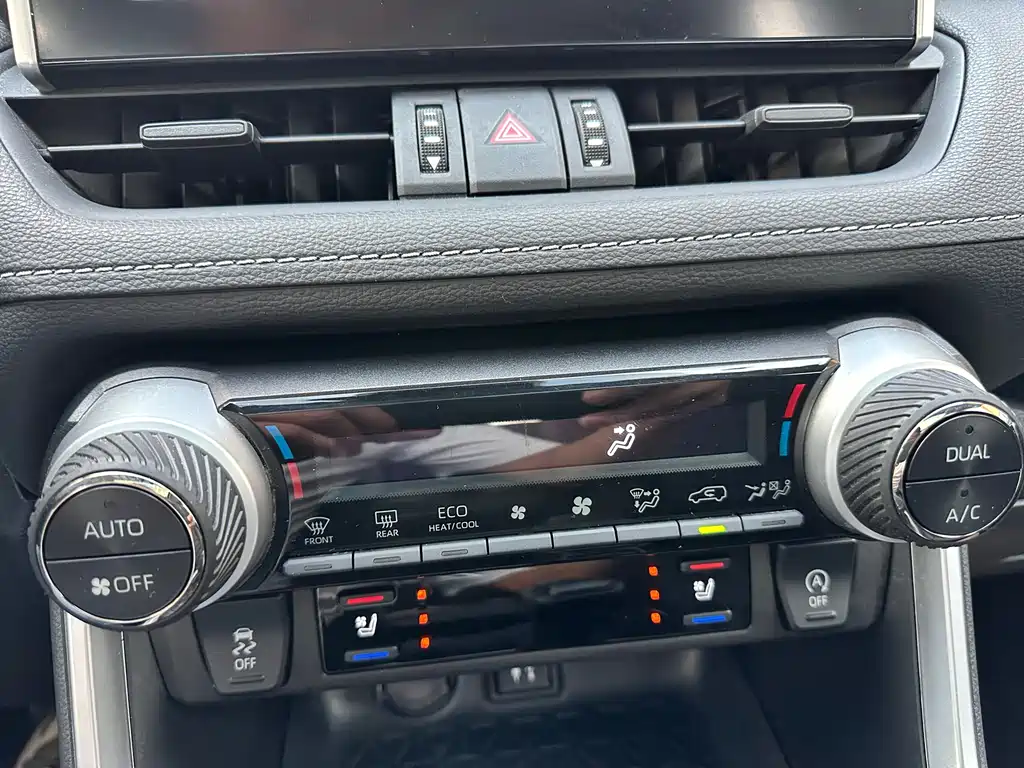 TOYOTA RAV4 RONGFANG