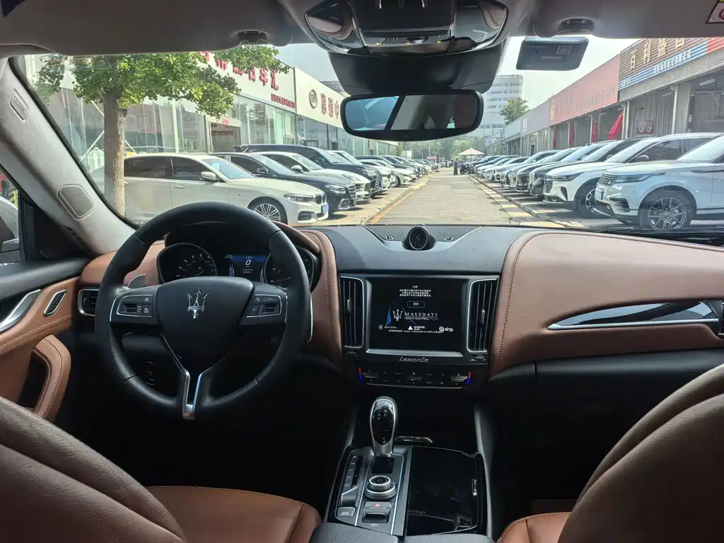 Maserati Levante — миниатюра 9