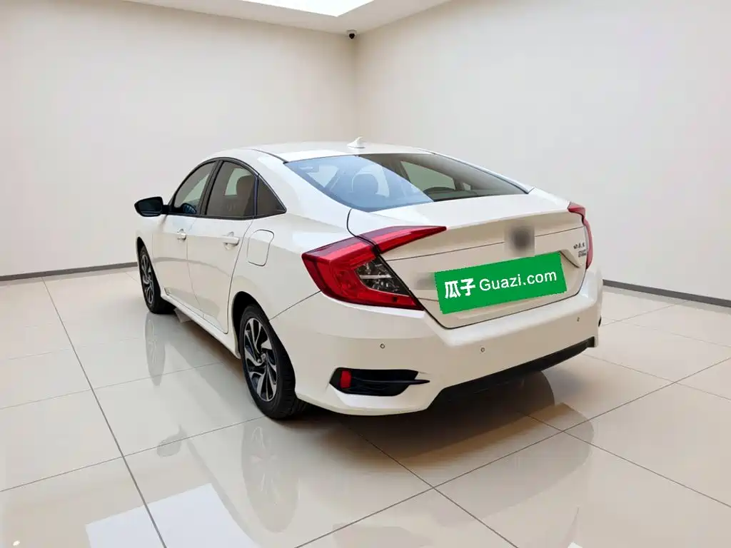 Honda Civic — миниатюра 4