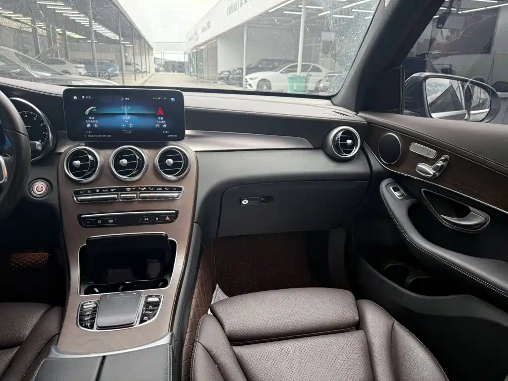 Mercedes-Benz GLC — миниатюра 6