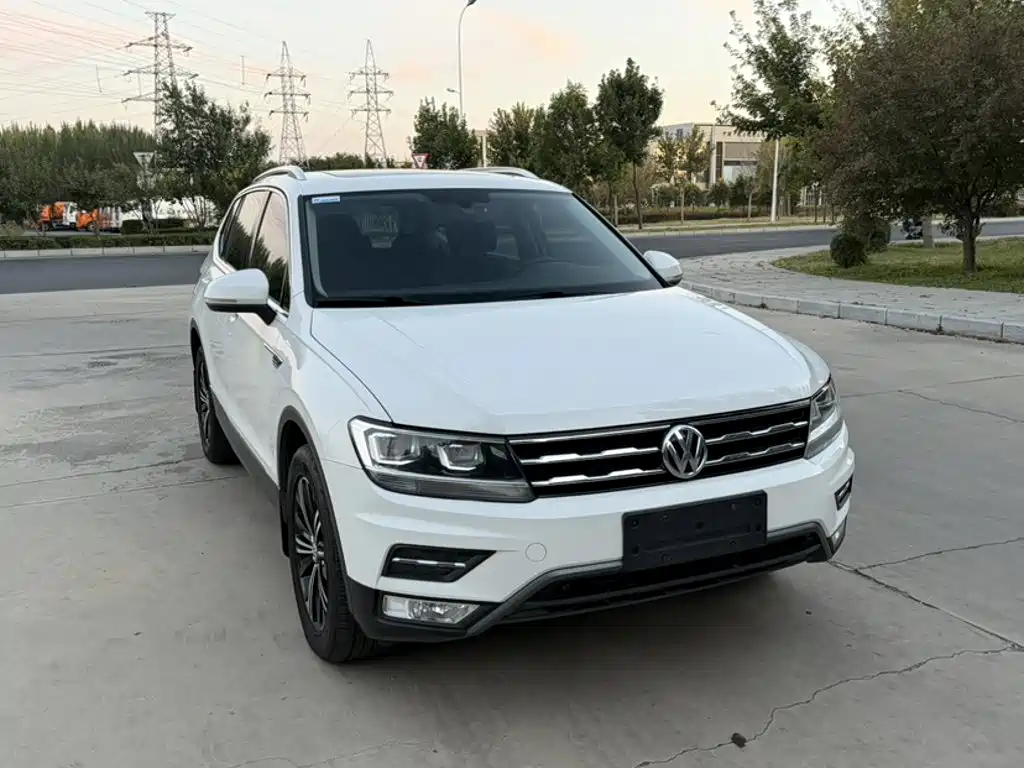 Volkswagen Tiguan L — миниатюра 6
