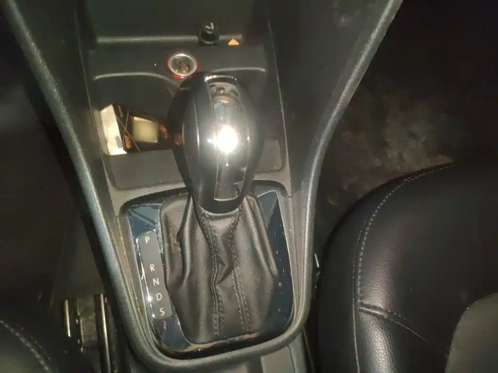 Volkswagen Santana — миниатюра 7