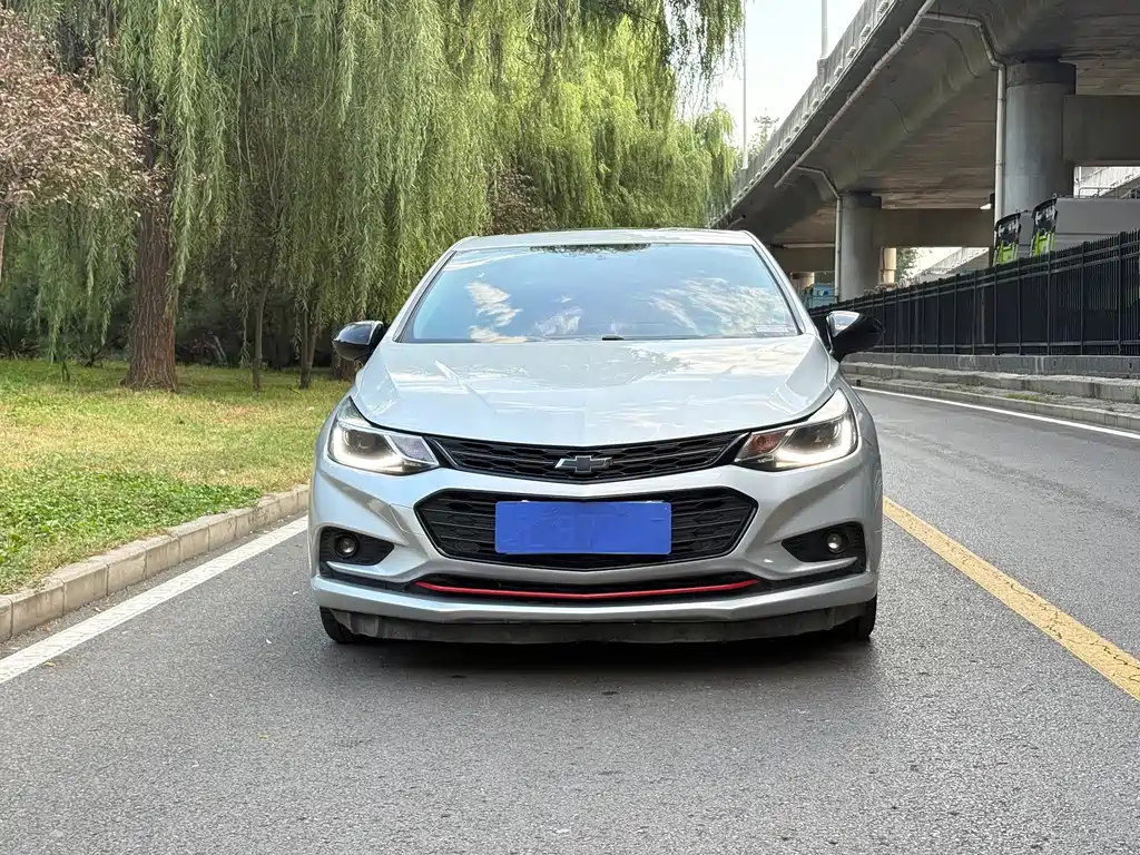 Chevrolet Cruze — миниатюра 2