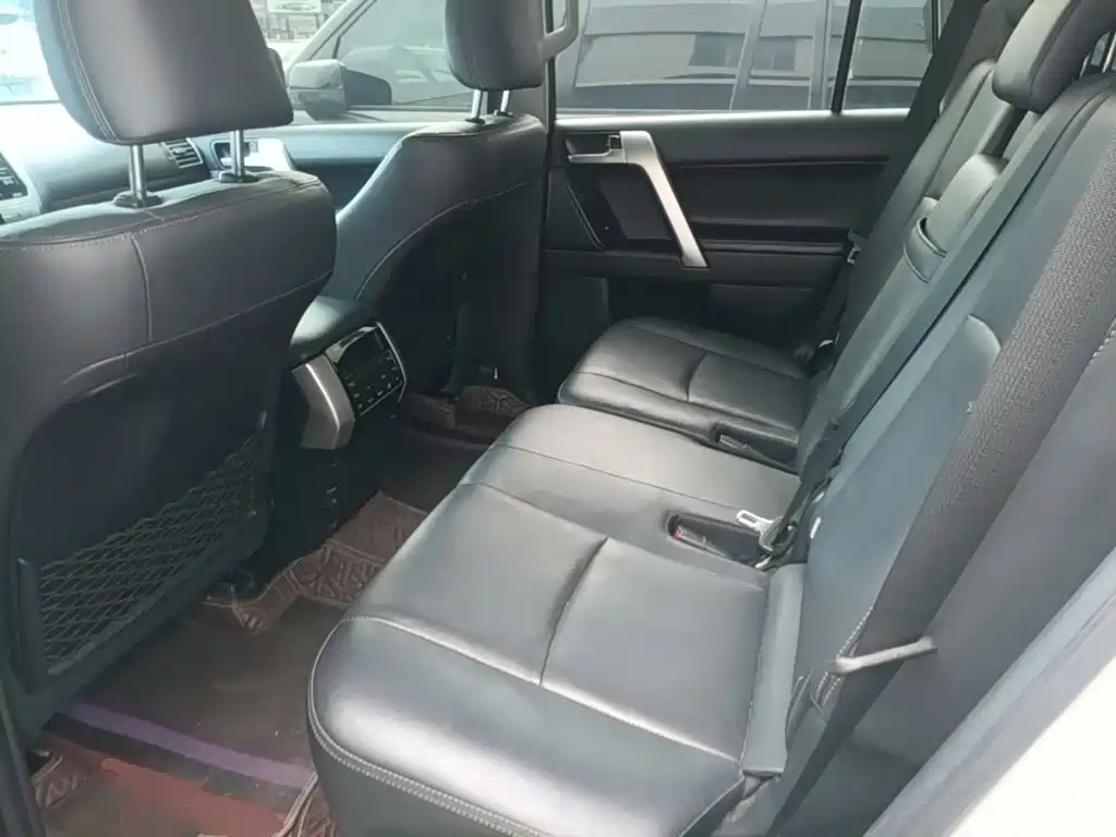 Toyota Prado — миниатюра 17