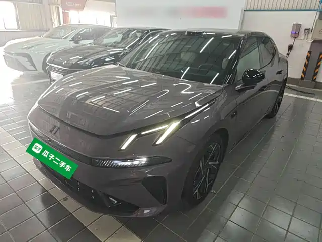 2025 Lynk & Co 07