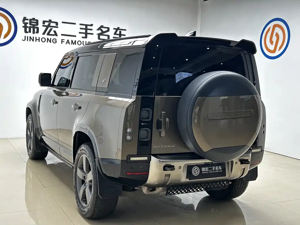 Land Rover Defender — миниатюра 23