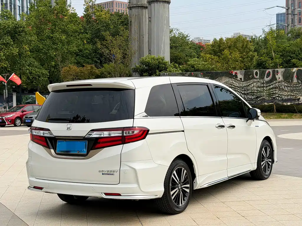 Honda Odyssey — миниатюра 6