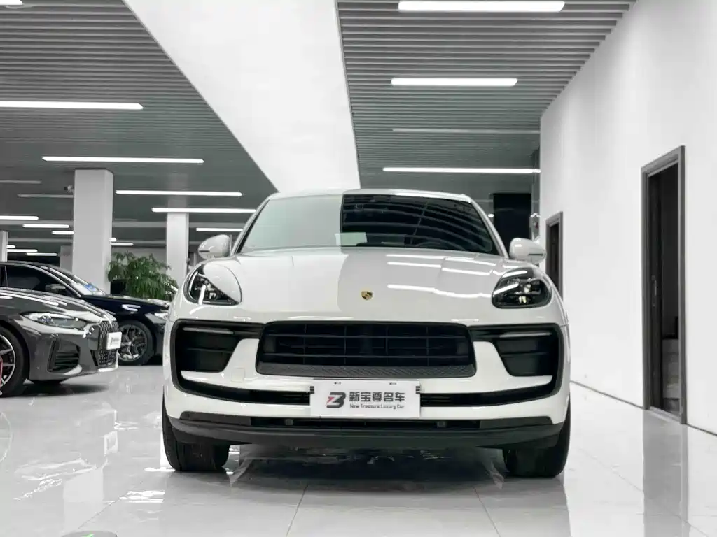 Porsche Macan — миниатюра 2