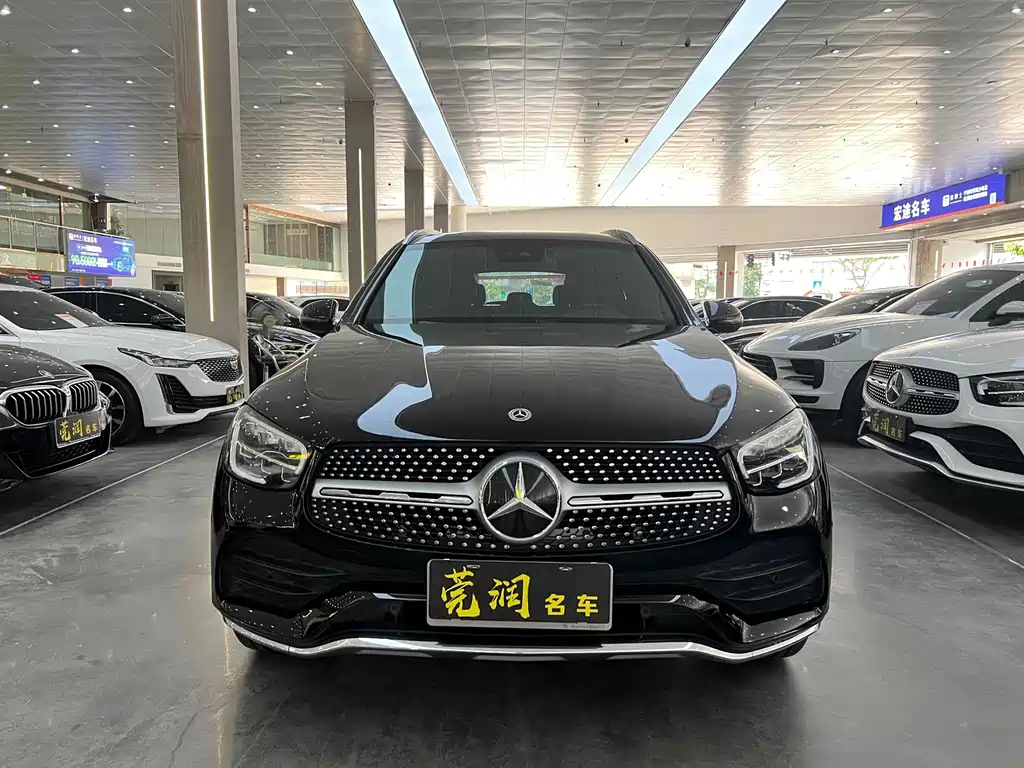 MERCEDES-BENZ GLC