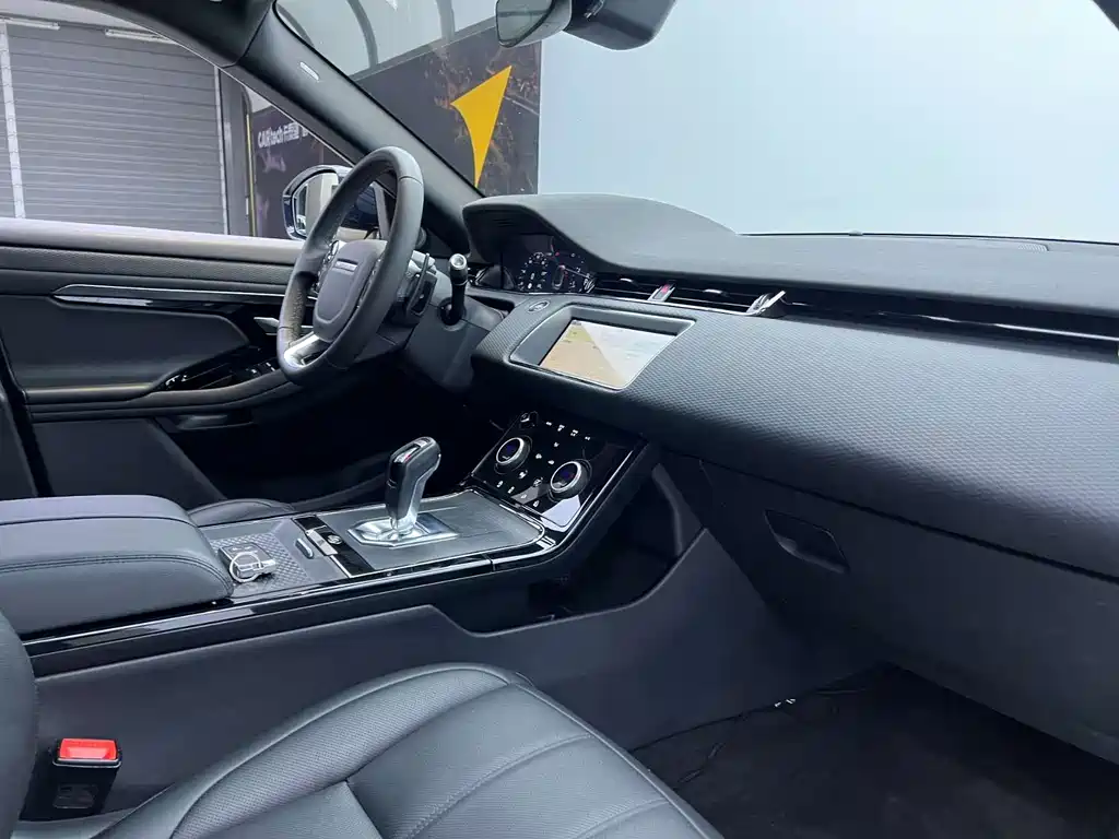 Land Rover Evoque — миниатюра 8