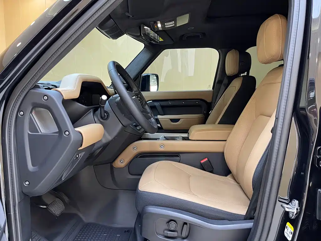 Land Rover Defender — миниатюра 4