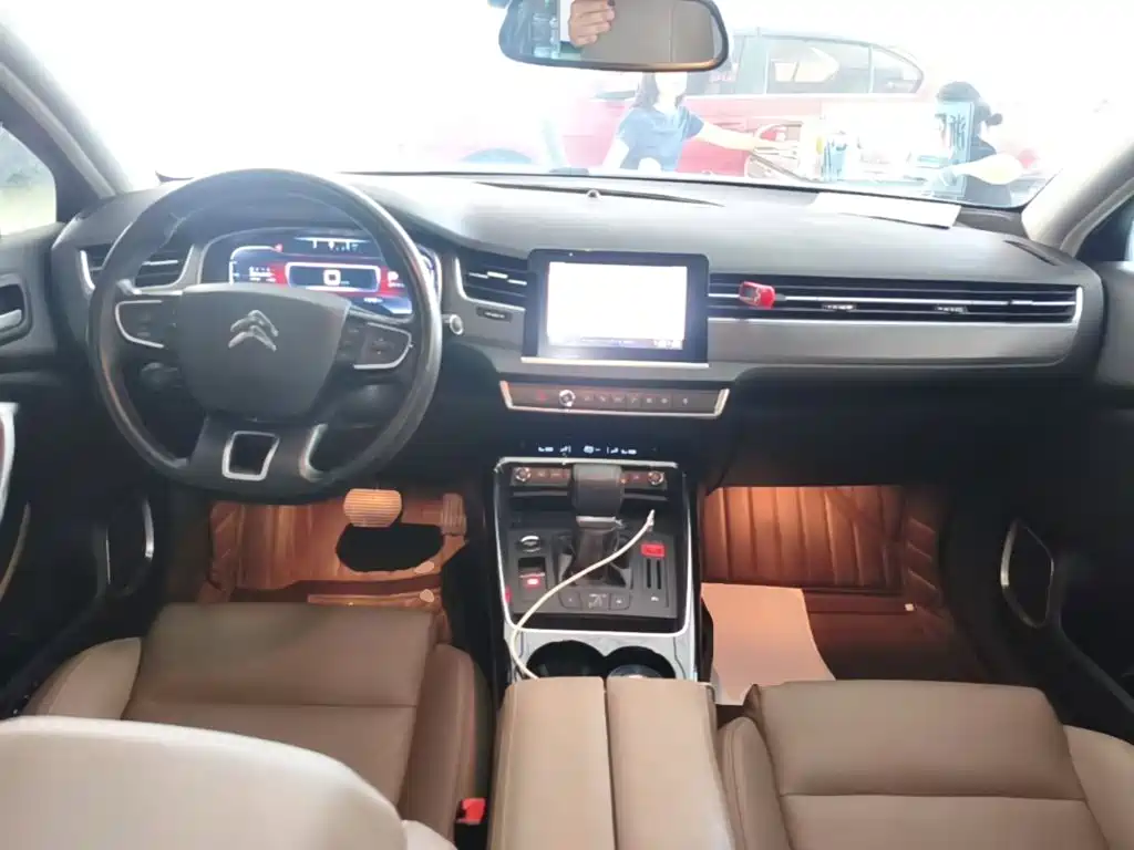 Citroen C5 — миниатюра 10