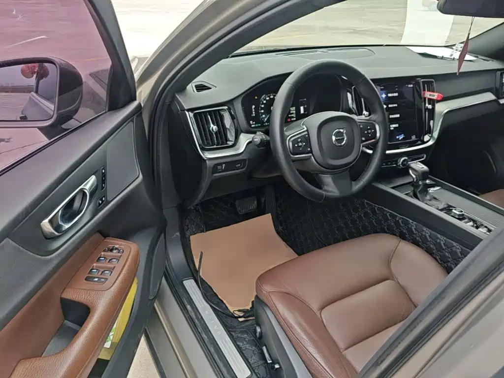 Volvo S60 — миниатюра 16