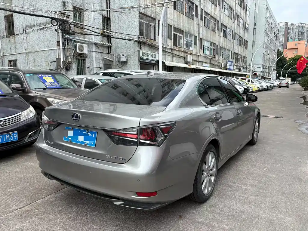 Lexus GS — миниатюра 5