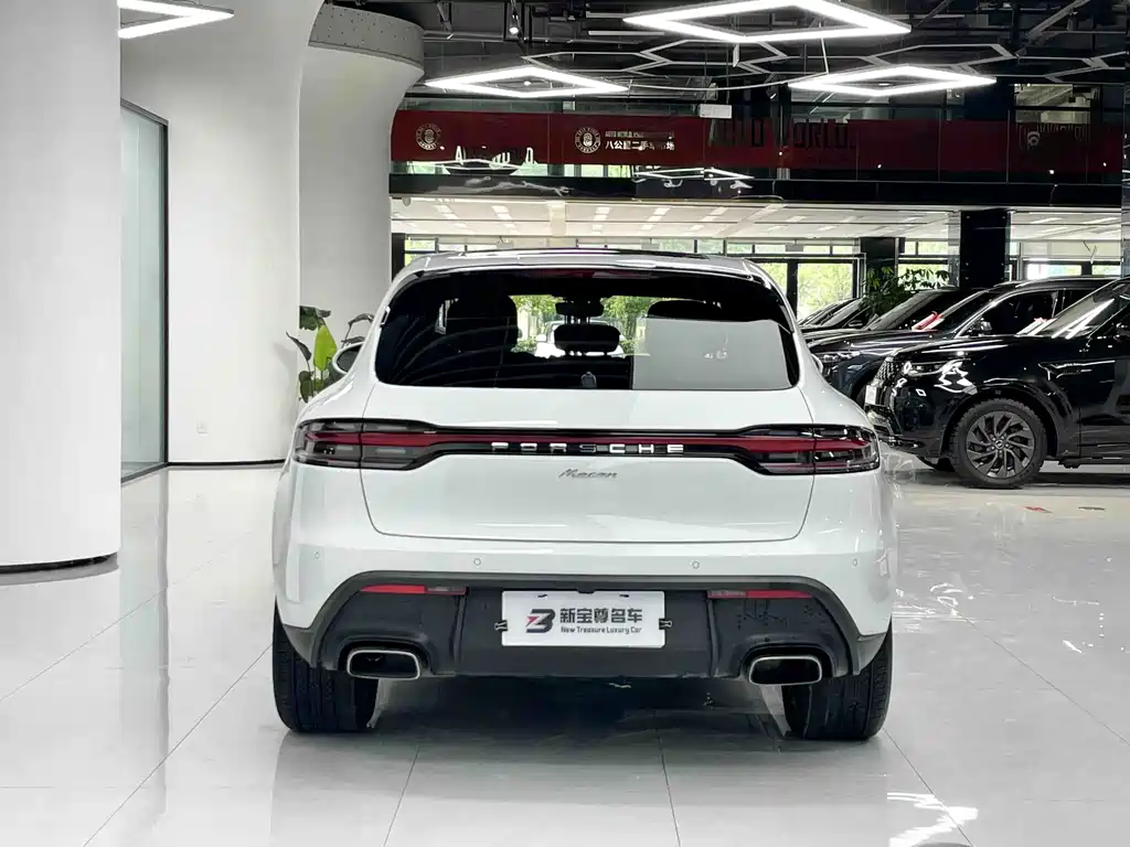 Porsche Macan — миниатюра 13