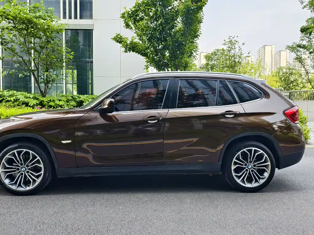 BMW X1 — миниатюра 9
