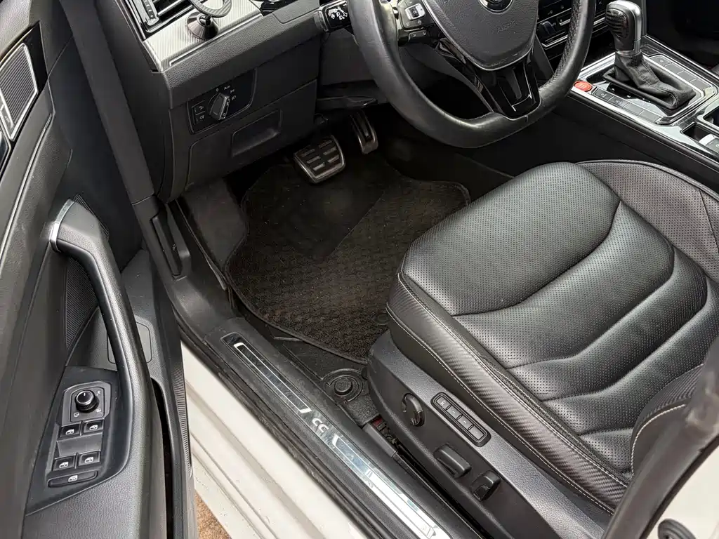 Volkswagen FAW - Passat CC CC 2020 330TSI VI