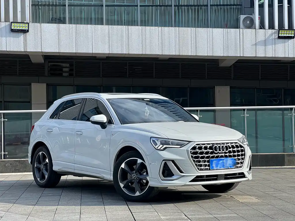 Audi Q3 — миниатюра 3