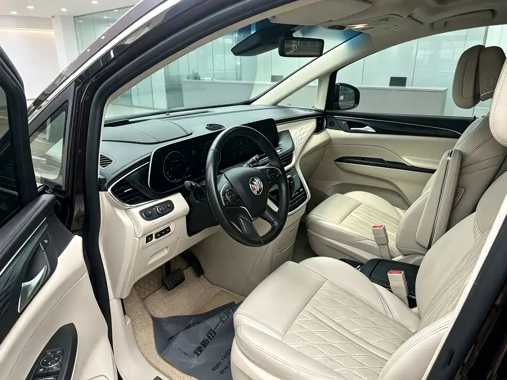 Buick GL8 — миниатюра 4
