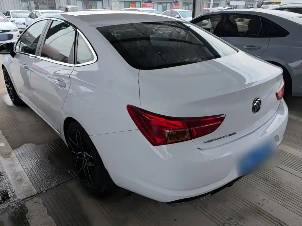 Buick Verano — миниатюра 5