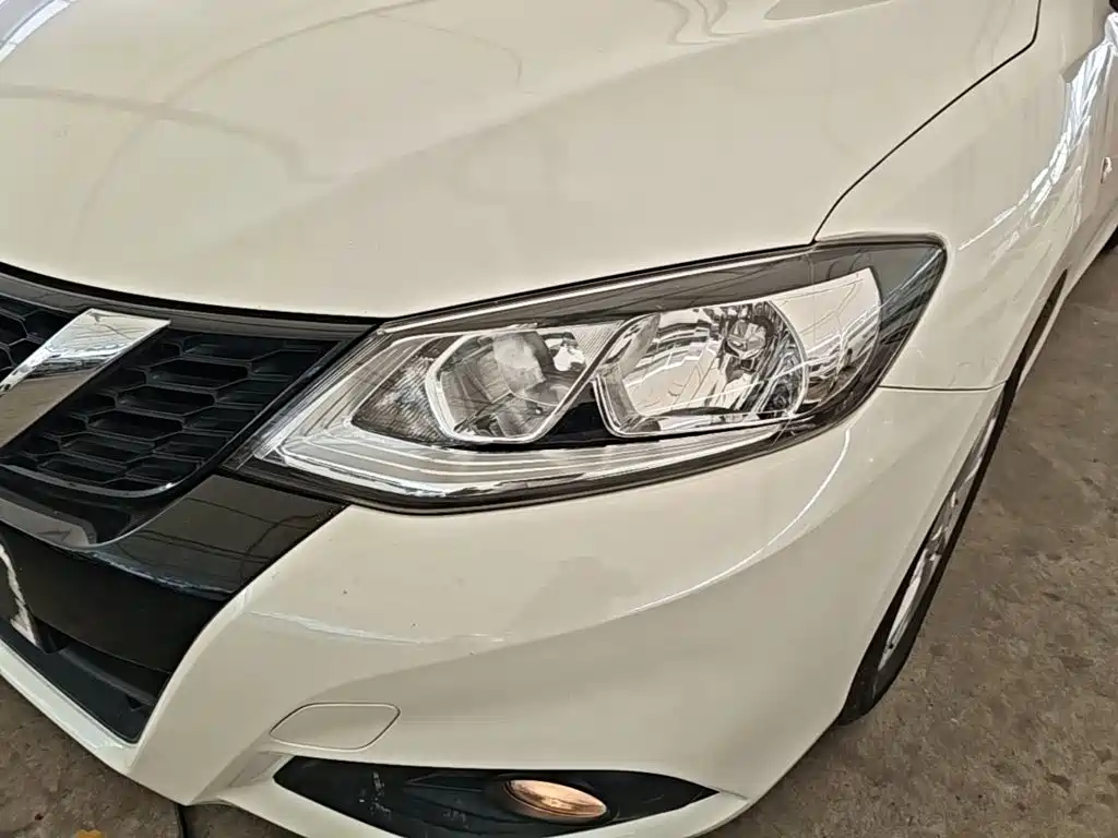 Nissan Tiida — миниатюра 24