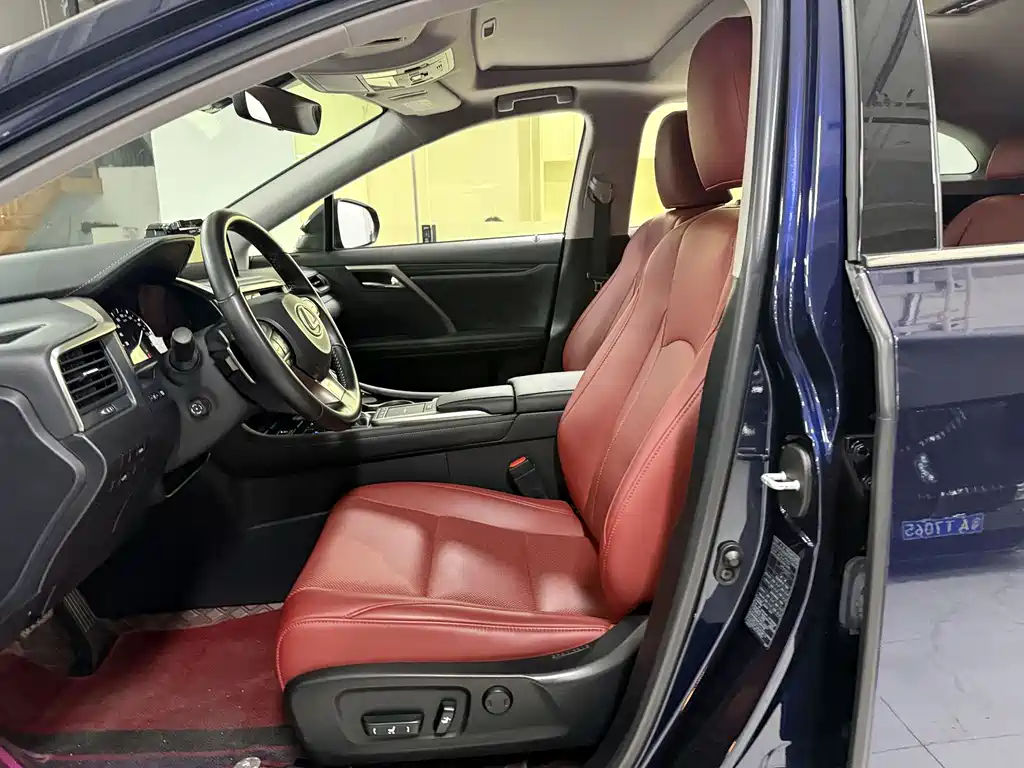 Lexus RX — миниатюра 9