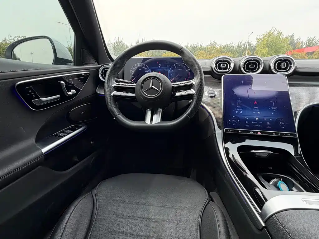 Mercedes-Benz C-Class — миниатюра 10