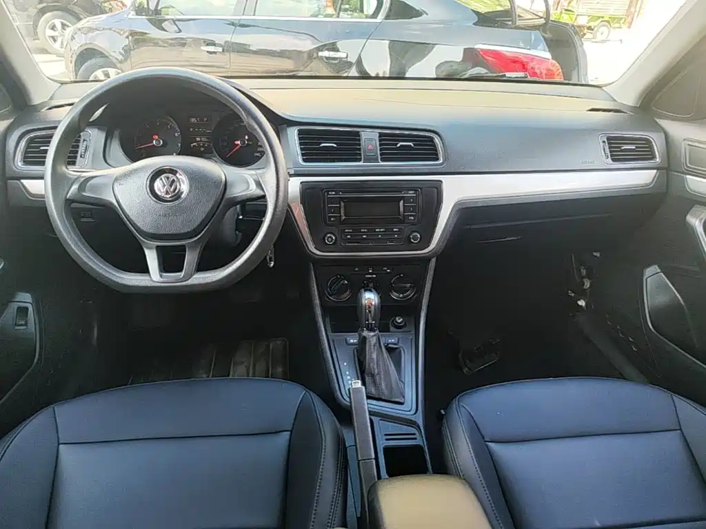 Volkswagen Lavida — миниатюра 10