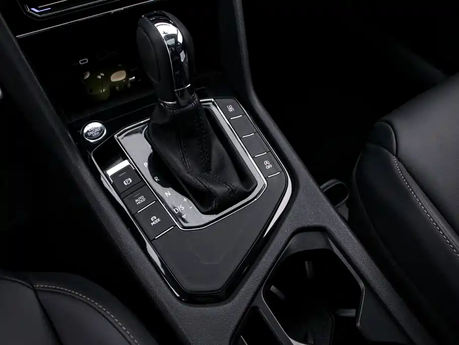 Volkswagen Tharu — миниатюра 10